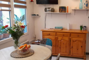 Joli petit appartement centre de Mèze et plage